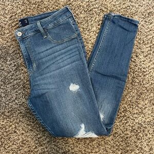 NWT Women’s Hollister Mid-Rise Jean Legging